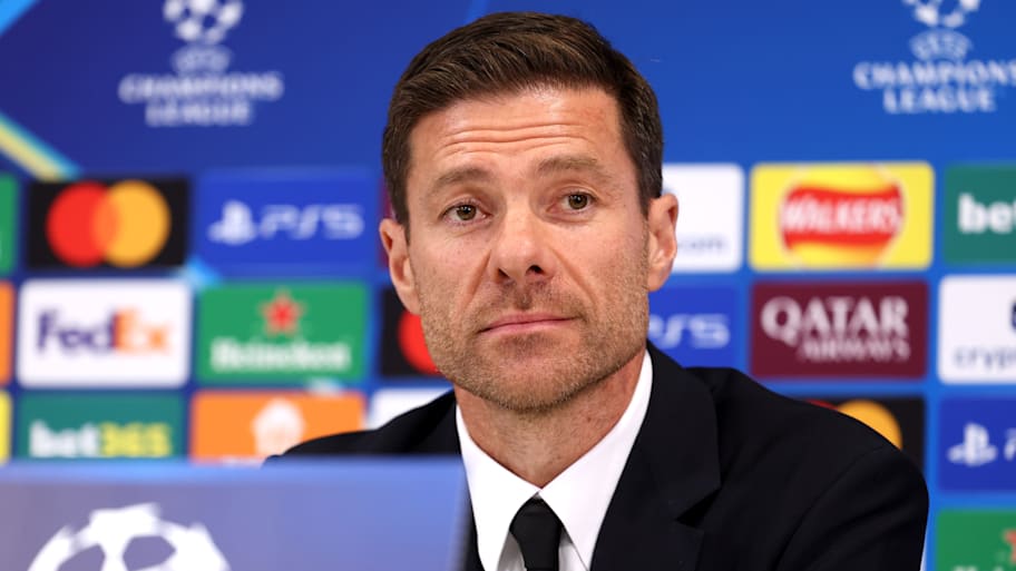 Xabi Alonso at a press conference.