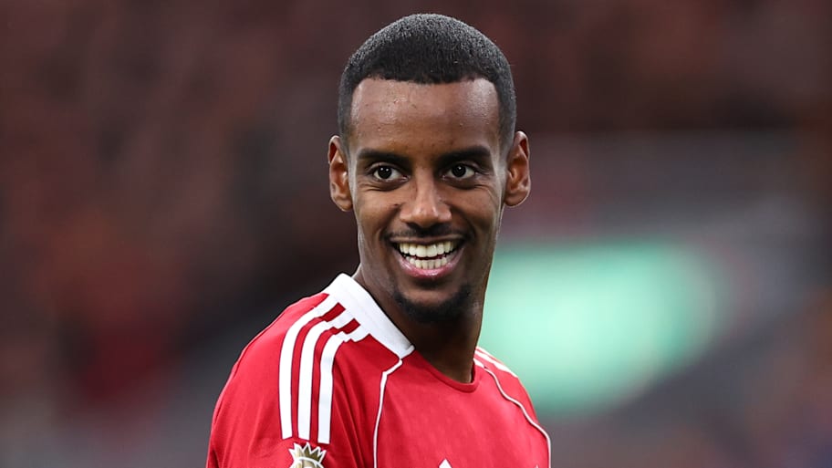 Alexander Isak smiling.