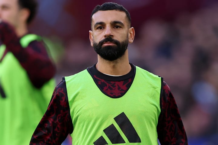 Mohamed Salah in a subs bib.