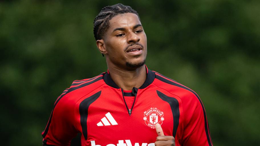 Marcus Rashford jogging.