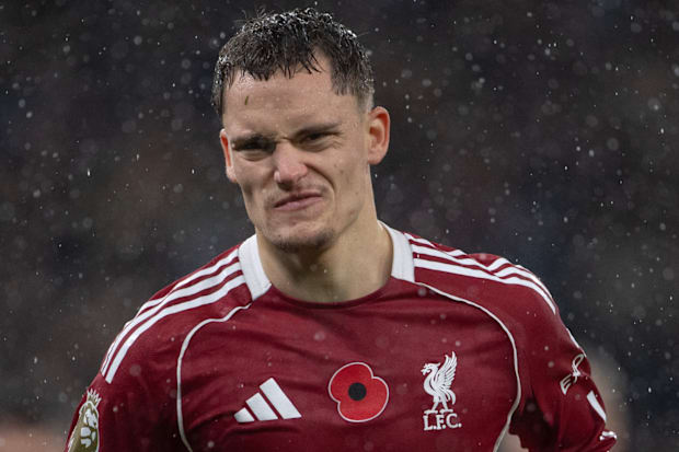 ฟลอเรียน เวิร์ทซ์ แสดงอาการไม่สบาย