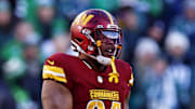 Washington Commanders defensive tackle Daron Payne celebrates after a play against the Philadelphia Eagles