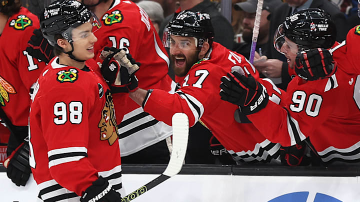 Chicago Blackhawks v Boston Bruins