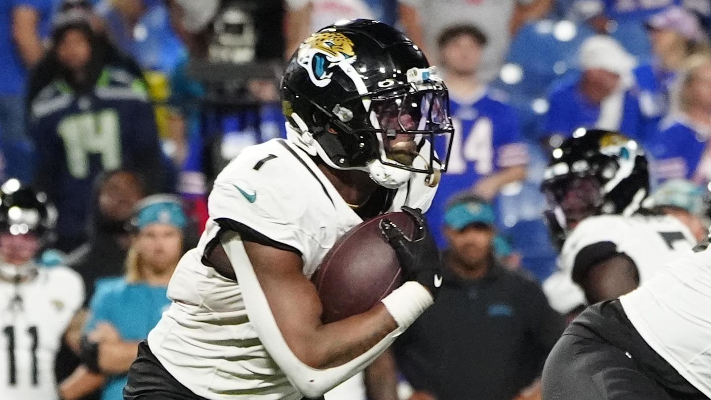 Jacksonville Jaguars RB Travis Etienne speaks after loss to Houston Texans