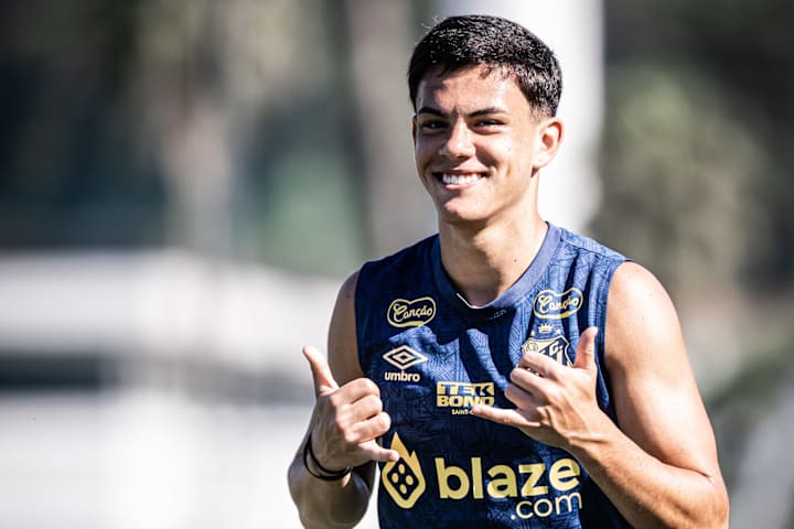 Chermont faz boa temporada com a camisa do Peixe
