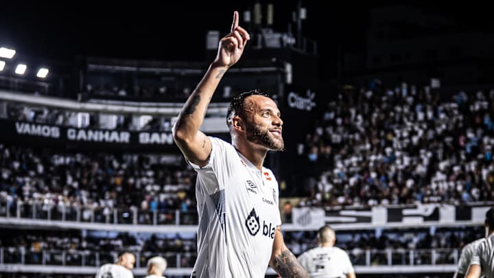 Guilherme, atacante do Santos em 2025