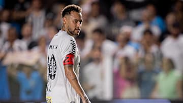 Neymar disputou seis dos 20 jogos do Santos em 2026