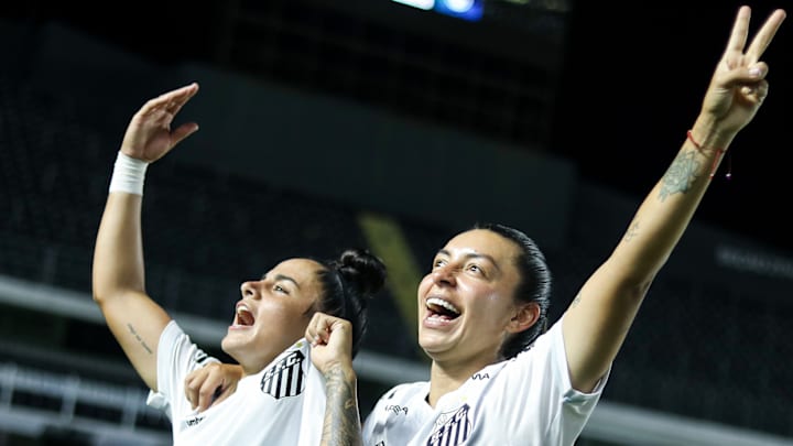 Sereias da Vila estrearam com vitória Sereias da Vila estrearam com vitória