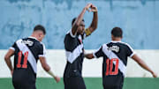 Técnico do time principal, Fábio Carille elogiou publicamente o zagueiro Lyncon, capitão do sub-20