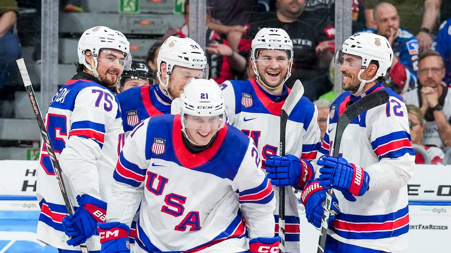 Steeves, Hagens Help Lift Team USA to Win Over Germany in Pre-Tournament Game