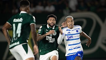 Matheus Pereira é a referência técnica no meio de campo celeste Matheus Pereira é a referência técnica no meio de campo celeste