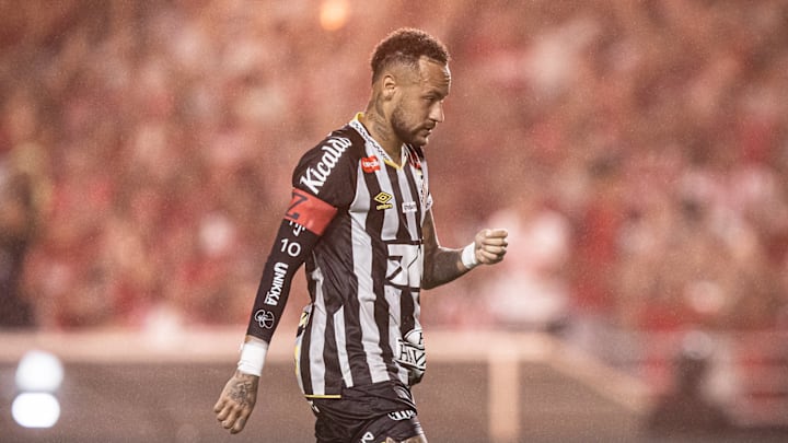 Neymar em CRB x Santos na Copa do Brasil jogo Estádio Rei Pelé (22/05/2025)