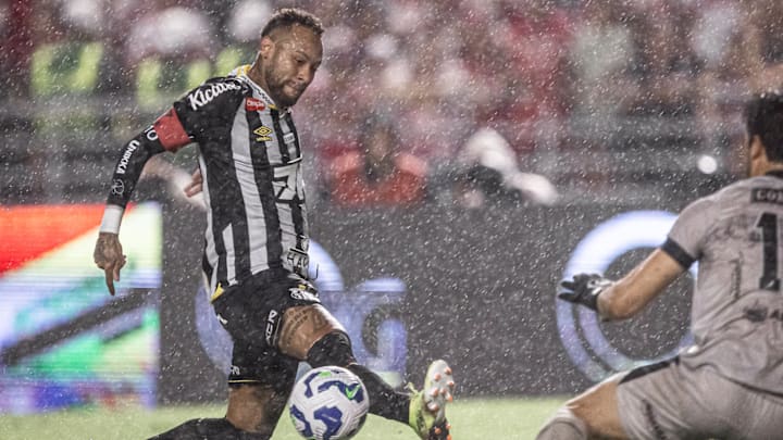 Neymar, atacante do Santos em 2025