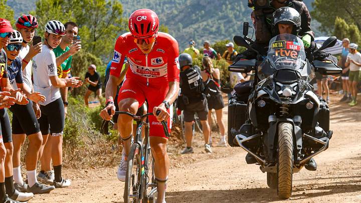 Tadej Pogacar durante la sexta etapa de la Vuelta a España. Tadej Pogacar durante la sexta etapa de la Vuelta a España.