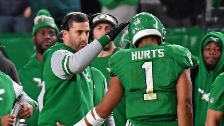 Oct 22, 2023; Philadelphia, Pennsylvania, USA;  Philadelphia Eagles head coach Nick Sirianni and quarterback Jalen Hurts (1) celebrate touchdown against the Miami Dolphins at Lincoln Financial Field. Mandatory Credit: Eric Hartline-USA TODAY Sports