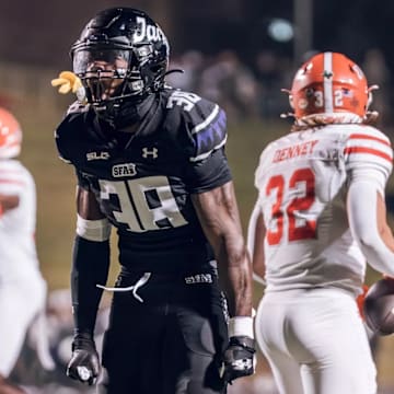 Stephen F. Austin defensive back Kameron Reddic (38)