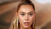Alexis Ren