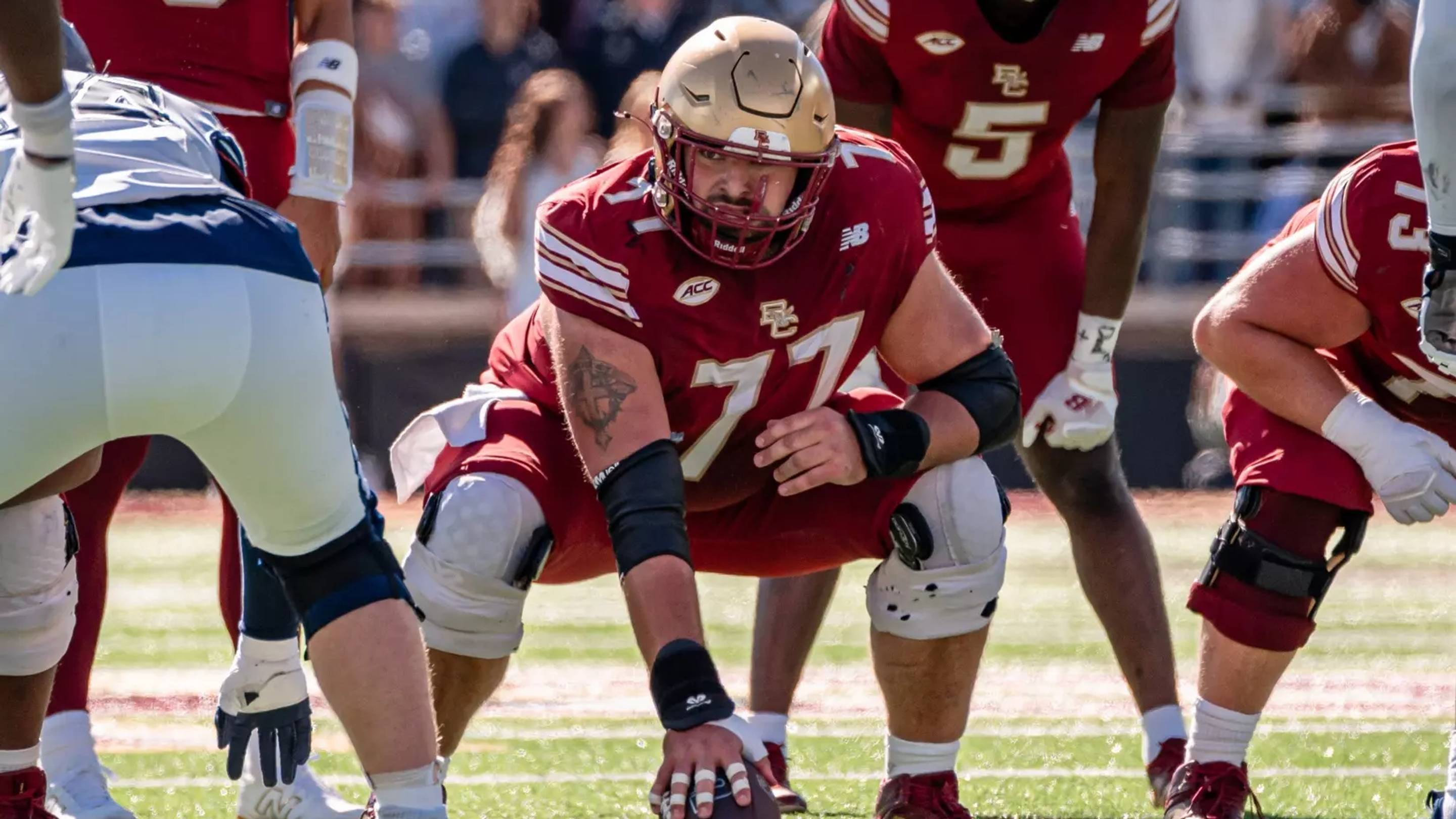 Boston College Football Center Michael Crounse Exits Cincinnati Game With Apparent Knee Injury