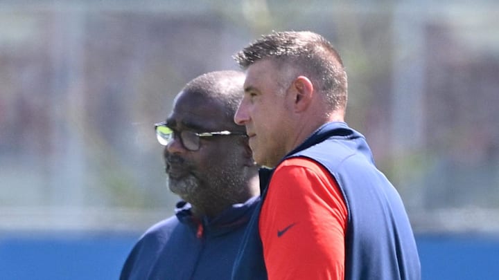 New England Patriots head coach Mike Vrabel and defensive coordinator Terrell Williams.