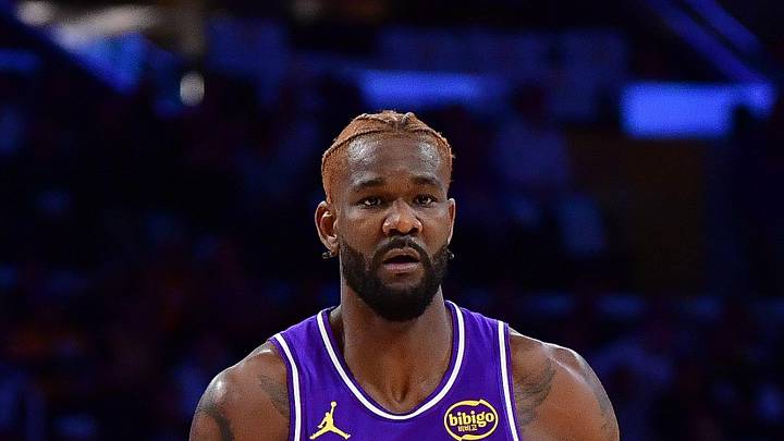 Los Angeles Lakers center Deandre Ayton
