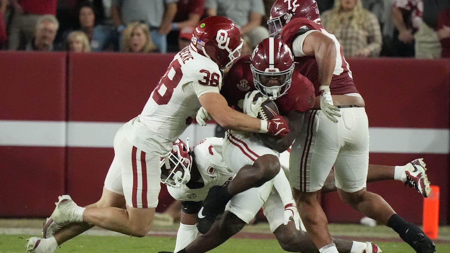 Jam Miller Takes the Blame for Pass Protection Issues Against Oklahoma