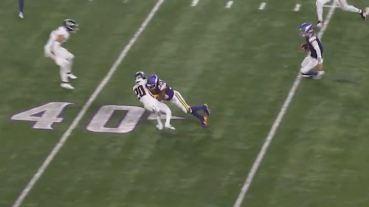 Aaron Jones Sr. is a very good blocker. Aaron Jones Sr. is a very good blocker.