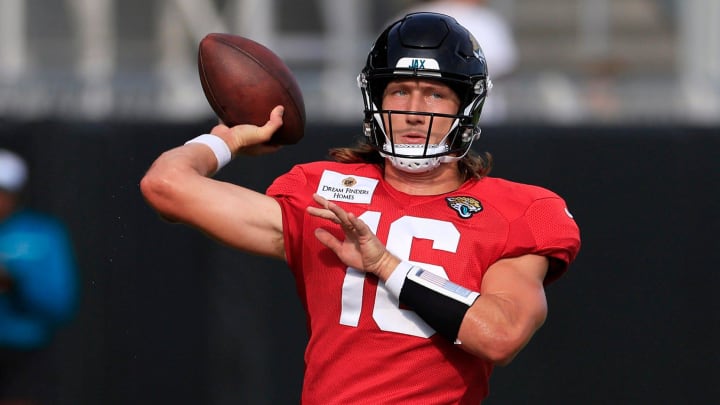 Jacksonville Jaguars quarterback Trevor Lawrence (16) passes the ball during the seventh day of an NFL football training camp practice Wednesday, July 31, 2024 at EverBank Stadium’s Miller Electric Center in Jacksonville, Fla.