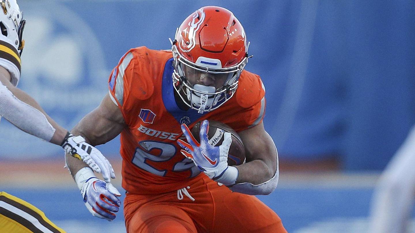 Seattle Seahawks 90-Man Roundup: Is George Holani Next Backfield UDFA Star? - Vimarsana News