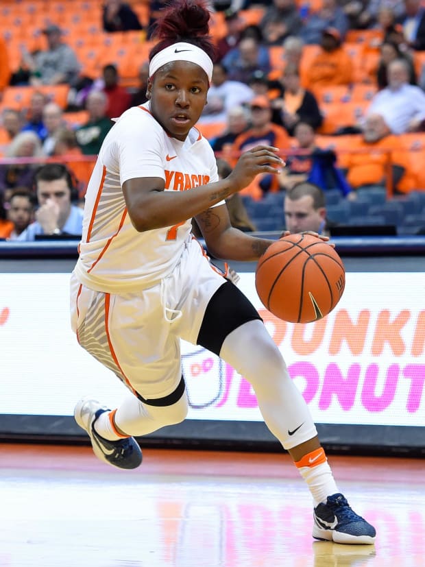 Syracuse Orange guard Alexis Peterson