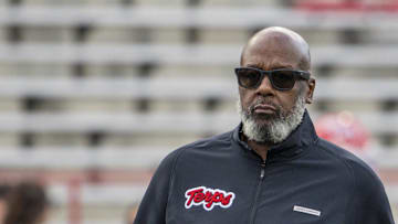 Maryland coach Mike Locksley will return for his eighth season with the Terrapins, according to athletic director Jim Smith.