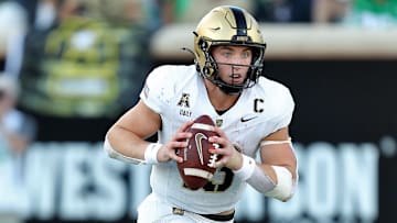 Notre Dame vs. Army football picks, odds