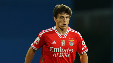 GD Estoril Praia v SL Benfica - Liga Portugal Betclic
