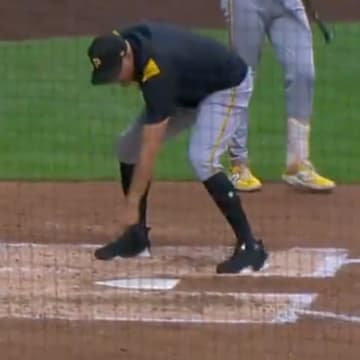 Don Kelly was not happy about the strike zone in Milwaukee on Tuesday night. 