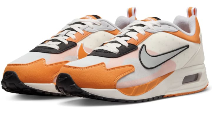 Tennessee Volunteers Nike Air Max Solo