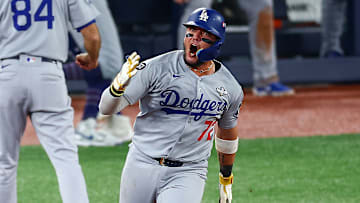 World Series - Los Angeles Dodgers v Toronto Blue Jays - Game Seven