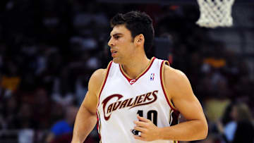 Cleveland Cavaliers guard/forward Wally Szczerbiak (10) runs up the court during the fourth quarter of game two of the 2009 eastern conference semifinals against the Atlanta Hawks at Quicken Loans Arena in Cleveland on May 7, 2009.  