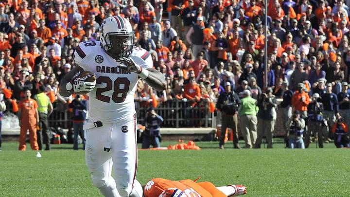 South Carolina football running back Mike Davis