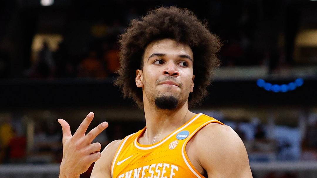 Mar 27, 2026; Chicago, IL, USA; Tennessee Volunteers guard Ja'Kobi Gillespie (0) reacts in the second half against the Iowa State Cyclones during a Sweet Sixteen game of the Midwest Regional of the men's 2026 NCAA Tournament at United Center. Mandatory Credit: Kamil Krzaczynski-Imagn Images Mar 27, 2026; Chicago, IL, USA; Tennessee Volunteers guard Ja'Kobi Gillespie (0) reacts in the second half against the Iowa State Cyclones during a Sweet Sixteen game of the Midwest Regional of the men's 2026 NCAA Tournament at United Center. Mandatory Credit: Kamil Krzaczynski-Imagn Images