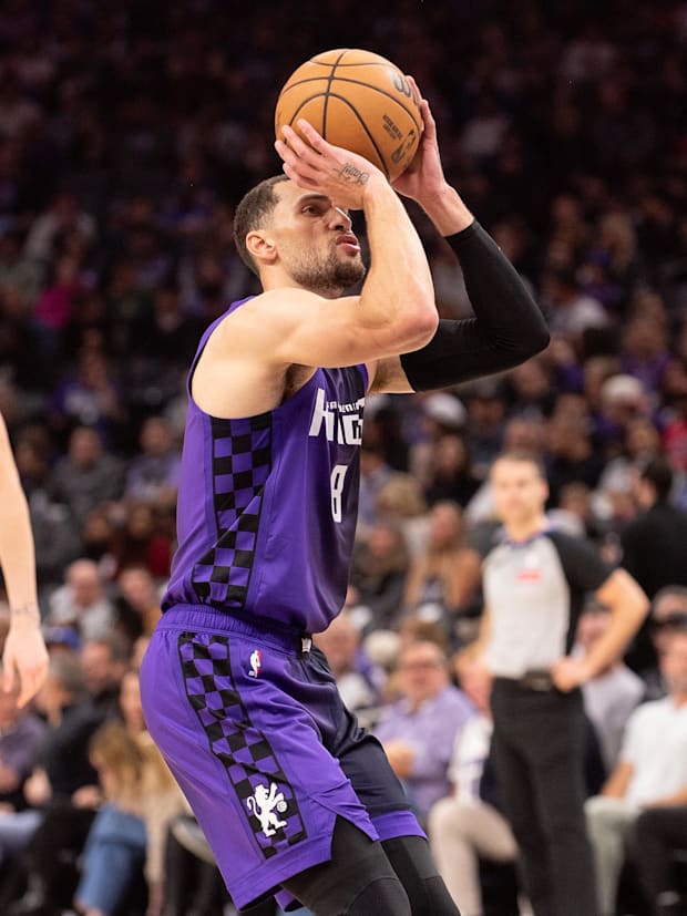 Kings guard Zach LaVin