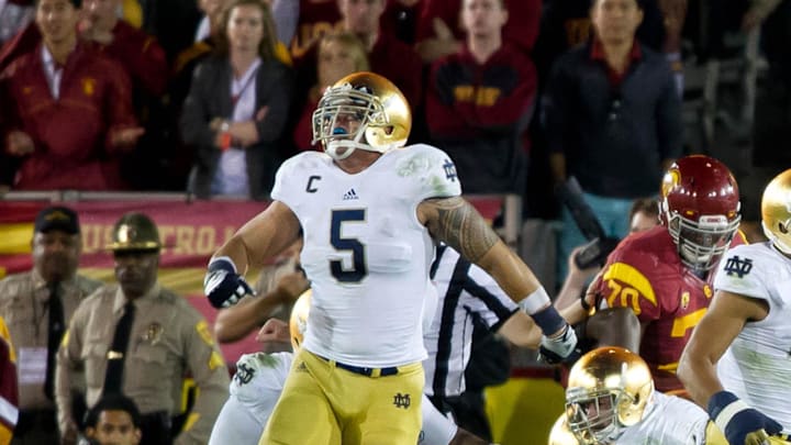 Manti Te'o went .500 against USC at Notre Dame; this generation of Fighting Irish has fared better. Manti Te'o went .500 against USC at Notre Dame; this generation of Fighting Irish has fared better.