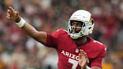 Arizona Cardinals quarterback Jacoby Brissett (7) throws a pass against the Green Bay Packers at State Farm Stadium in Glendale on Oct. 19, 2025.