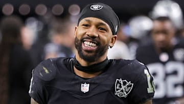 Los Angeles Chargers v Las Vegas Raiders
