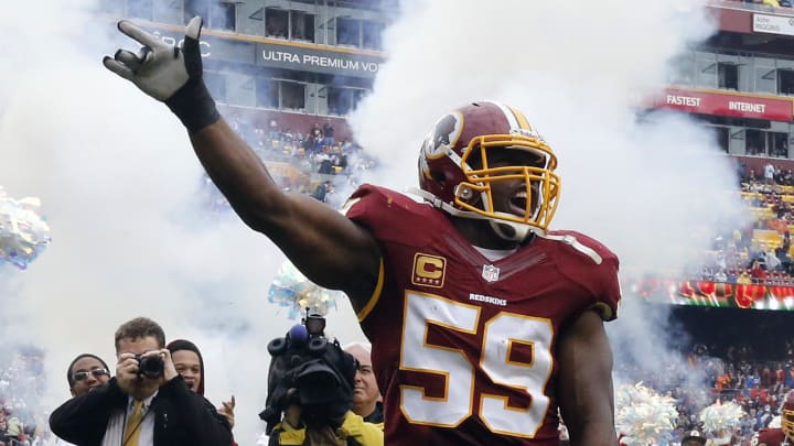 Dec 22, 2013; Landover, MD, USA; Washington Redskins inside linebacker London Fletcher (59) is introduced prior to the game against the Dallas Cowboys at FedEx Field. Mandatory Credit: Geoff Burke-USA TODAY Sports
