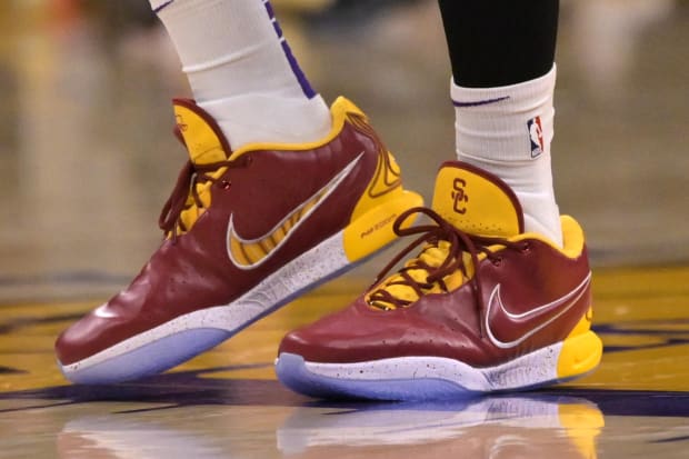 Lebron maroon and gold hotsell