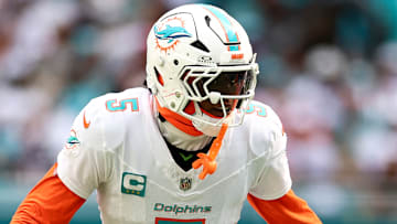 New England Patriots v Miami Dolphins