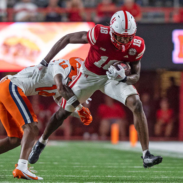 Nebraska wide receiver Isaiah Neyor gains 29 yards against Illinois.