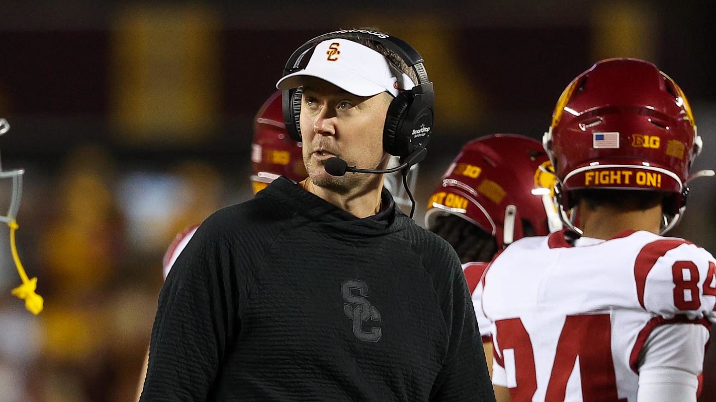 USC Trojans Place Multiple Players on National Award Watchlists