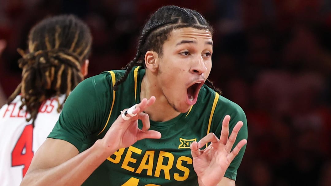 Baylor Bears guard Cameron Carr