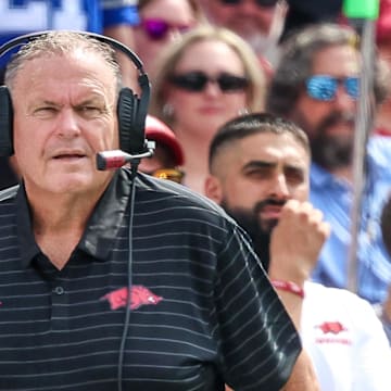 Still offensive line questions on Arkansas Razorbacks' depth chart ...