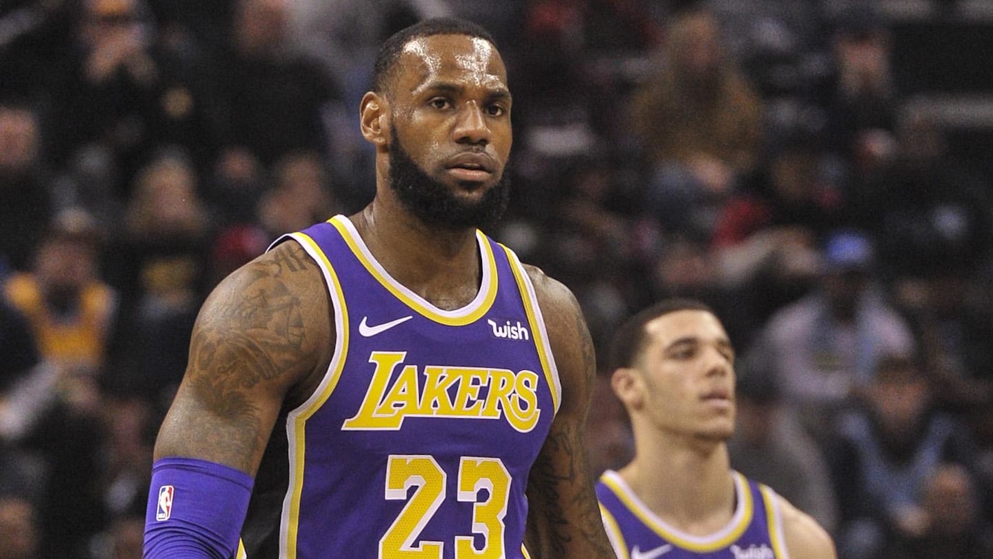 LeBron James Reacts to Former Laker Lonzo Ball s Epic Comeback